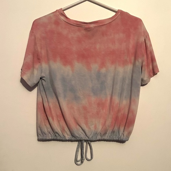 Macy’s Selfie Blue Pink Tie Die Soft Cropped T-Shirt - Picture 2 of 3